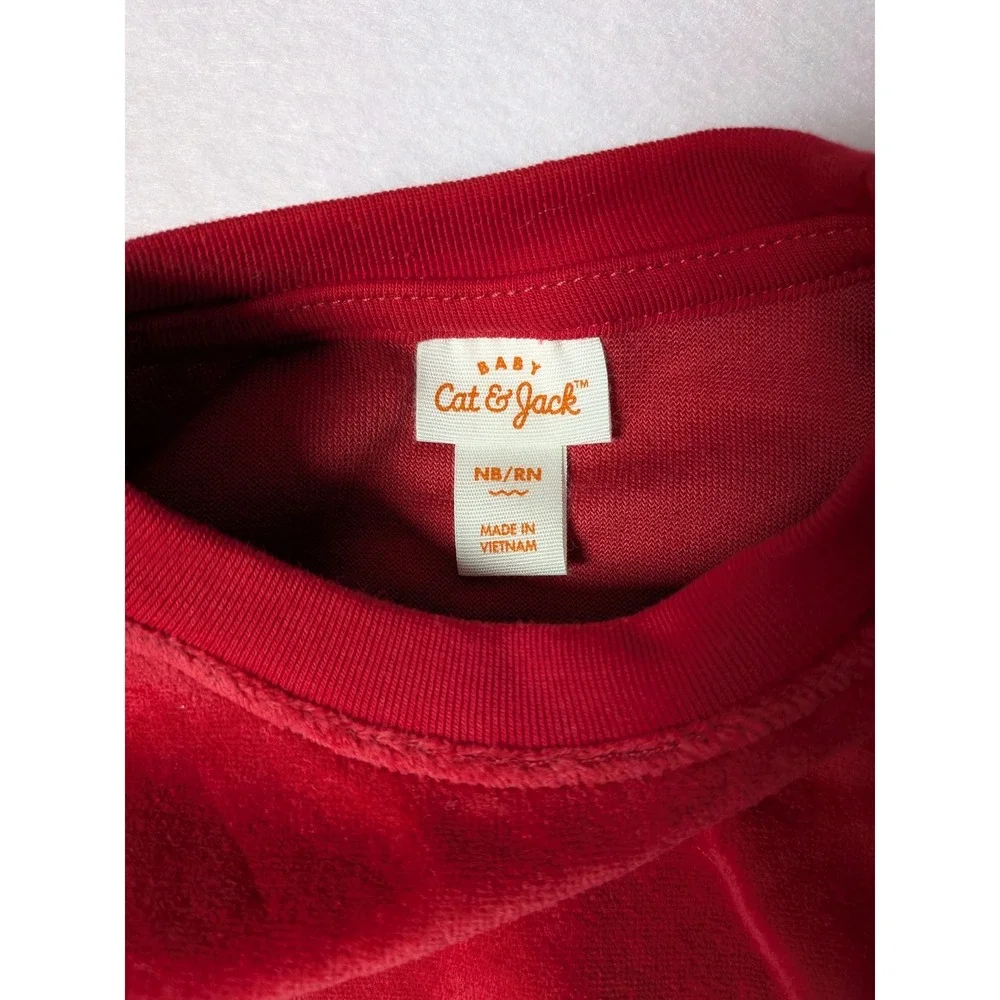 Cat & Jack Baby Red Velour 2-Piece Sweatshirt and Jogger‎ Set NB/RN NWT